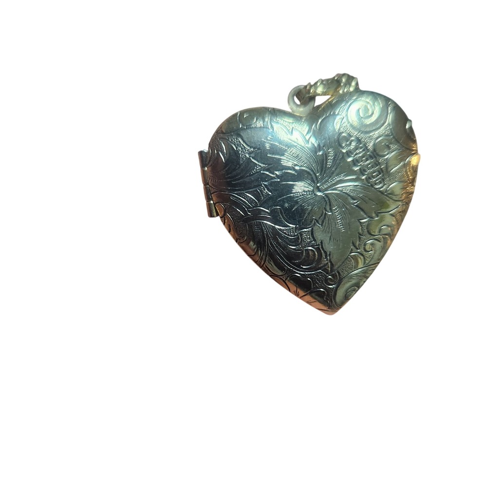 Vintage Gold Tone Etched Heart Locket Pendant Floral Scroll‎ Design 1 Inch
